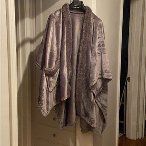 Charter club gray poncho blanket